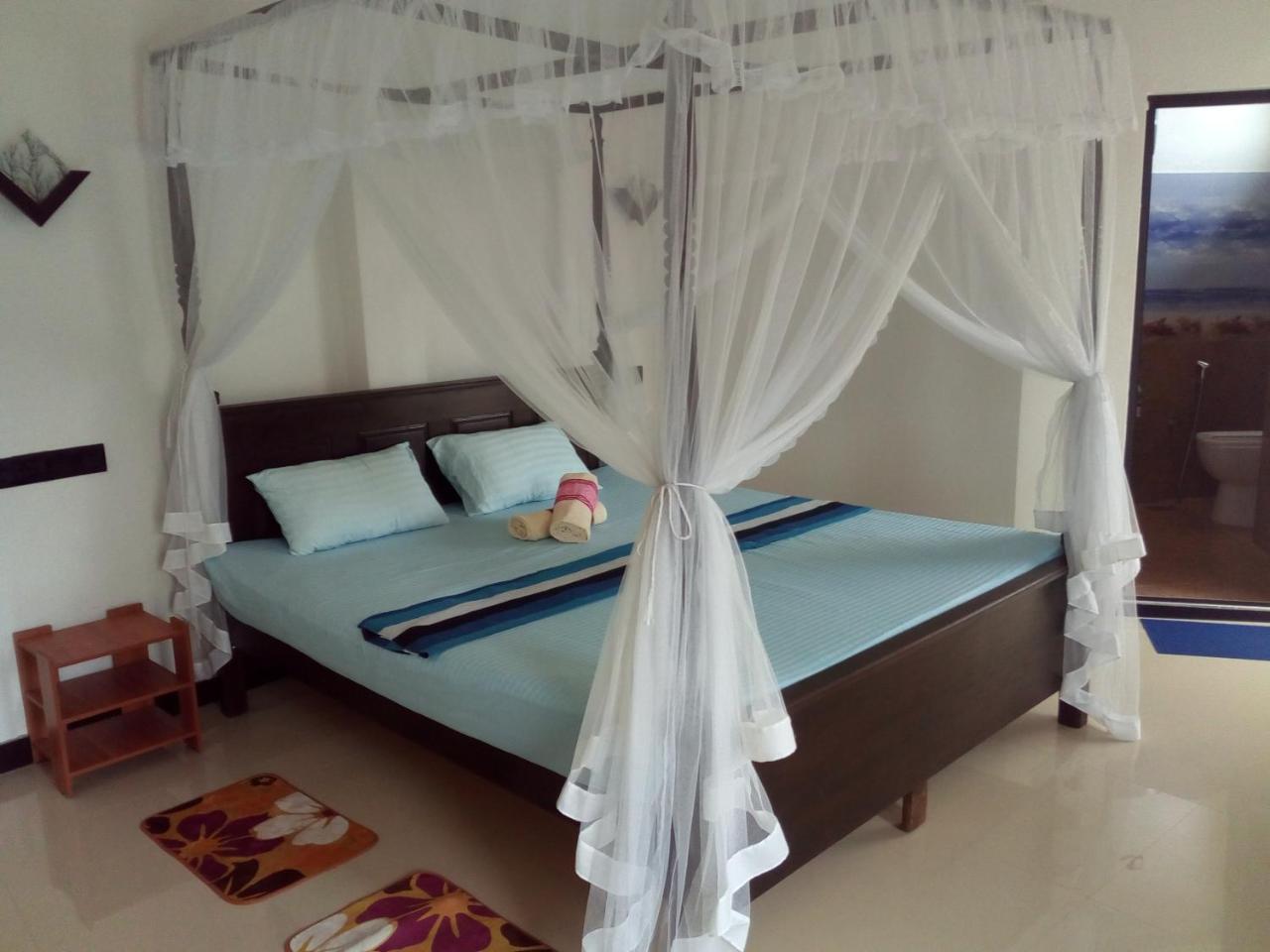 Bisandu Guesthouse มิริสซา ภายนอก รูปภาพ
